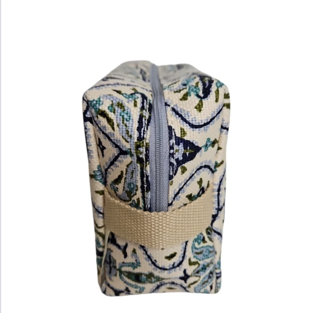 Spartina 449 Cosmetic Case  Hamilton Rug Print NEW
